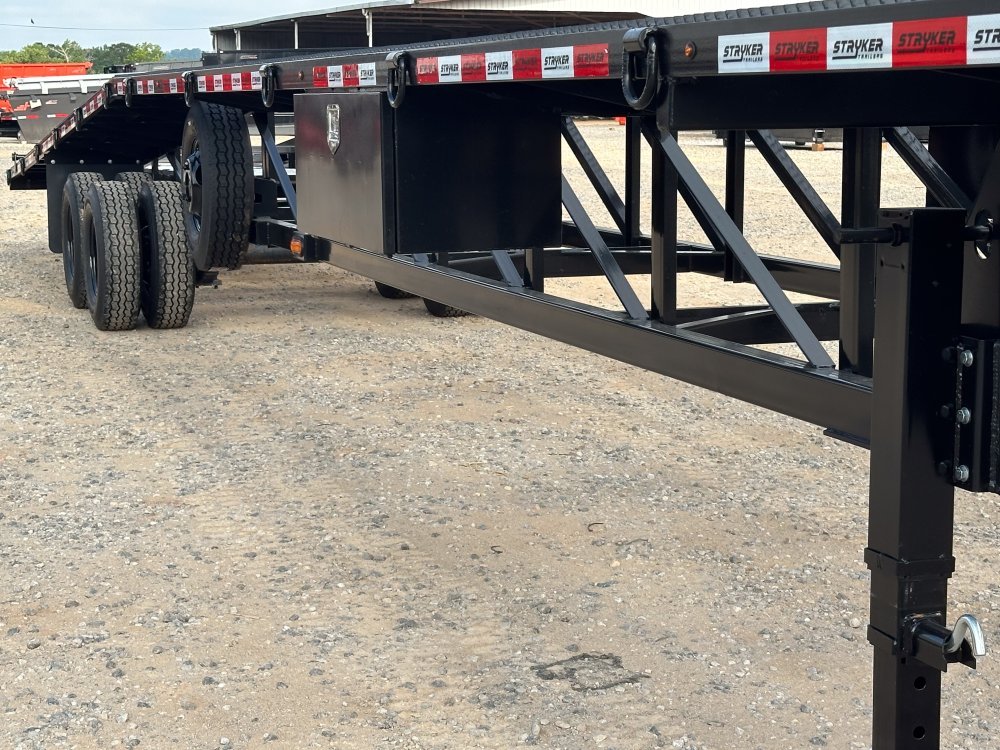50' Stryker Fifth Wheel Low Profile Wedge (2) 12k Elec/Hyd Axles