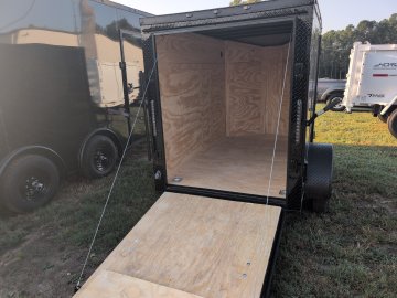 Steel Pines 5x8 SA Enclosed