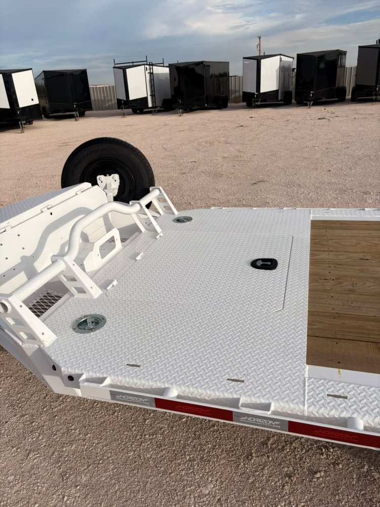 2027 7×22 Tilt Trailer photo 4