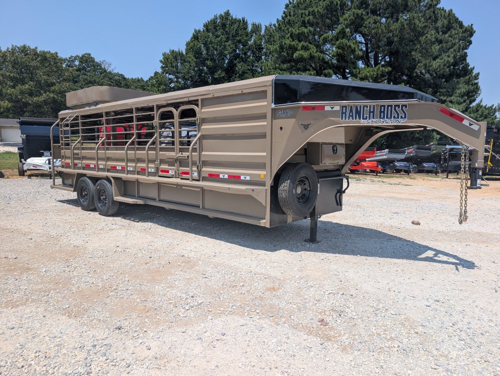 24'x6' 8" Horizon STR GN 24 Livestock