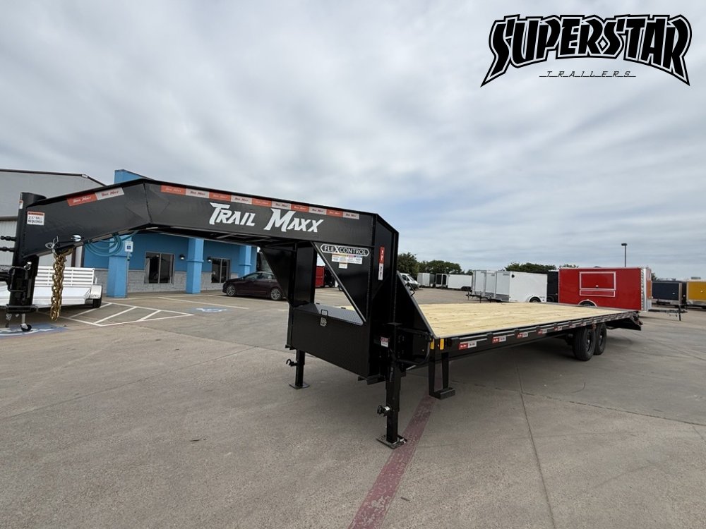 102"x32' Trailmaxx Deckover