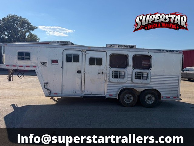 7'x20' Featherlite Live Stock