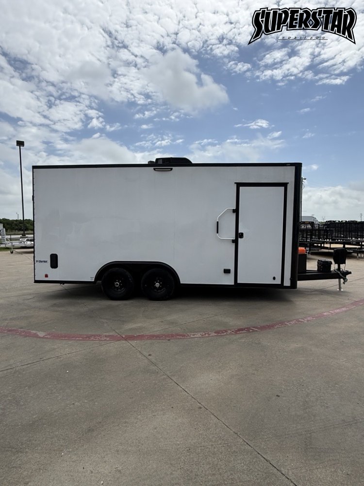 8' 6"x18' Forest River Enclosed