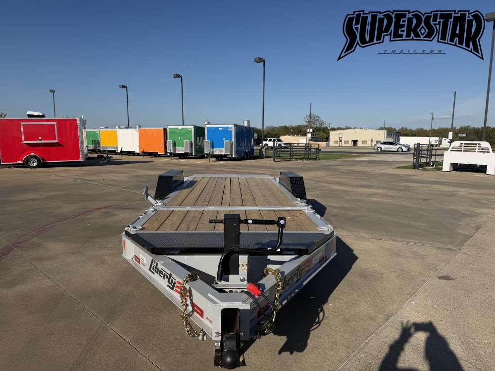 2027 15.4K Utility Trailer photo 2