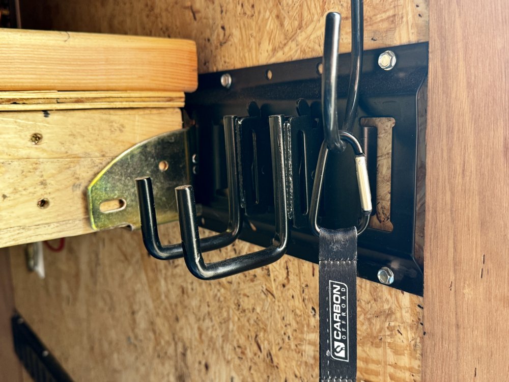 E-Track Wood Beam Socket