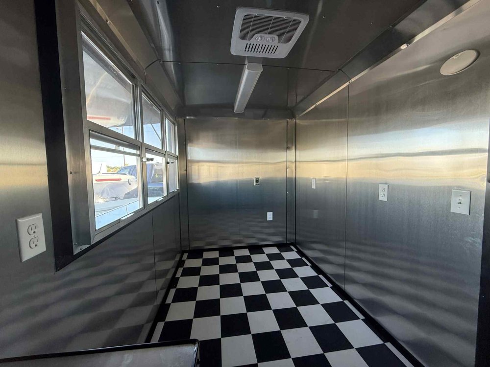 A/C: 13 BTU Roof A/C