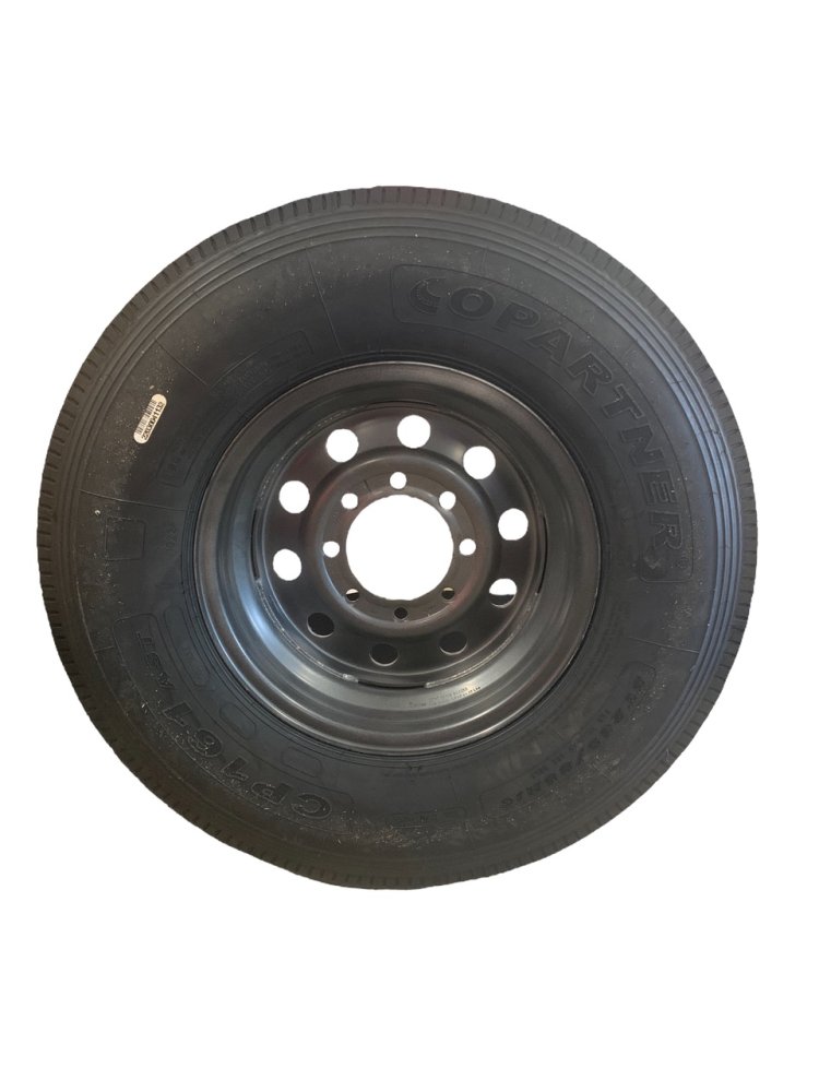 Tire: 235/80R16 14PLY