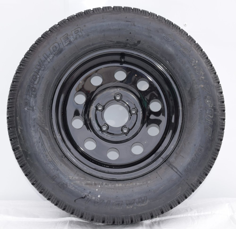 Tire: 205/75R15 8PLY