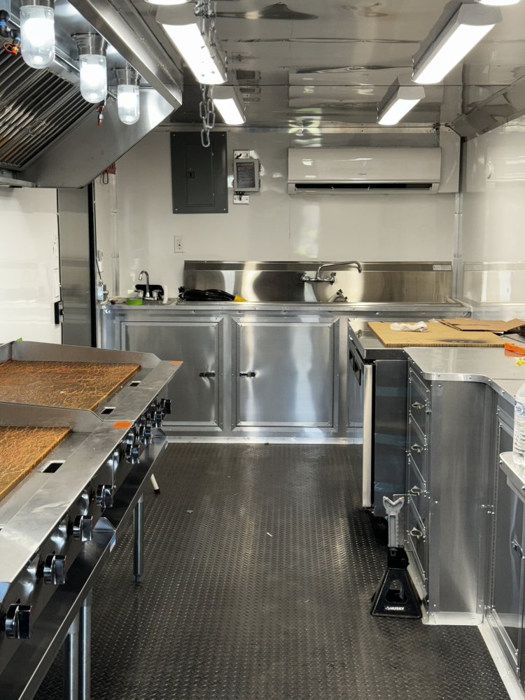 Vent: 5' Vent-A-Hood With Extractor