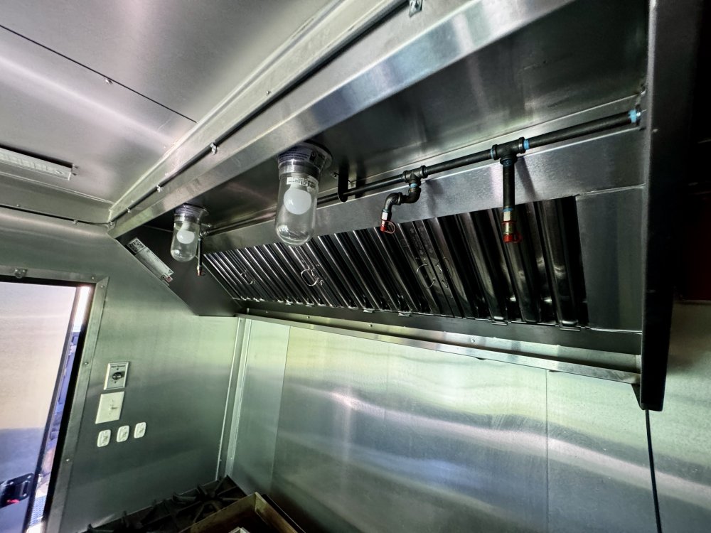 Vent: 7' Vent-A-Hood With Extractor