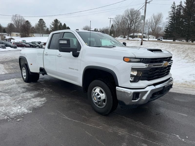 2024 Chevrolet Silverado 3500 HD Double Cab Pickup