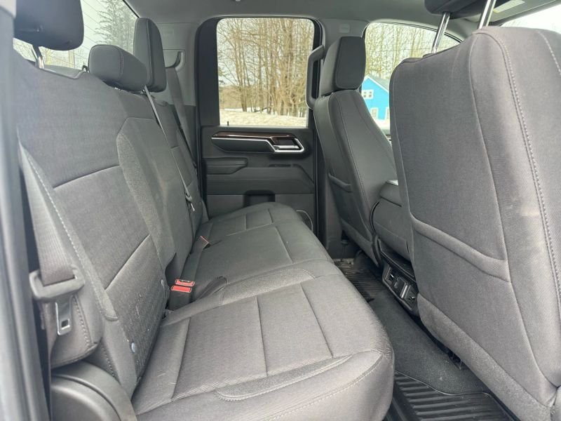 2024 Chevrolet Silverado 3500 HD Double Cab Pickup