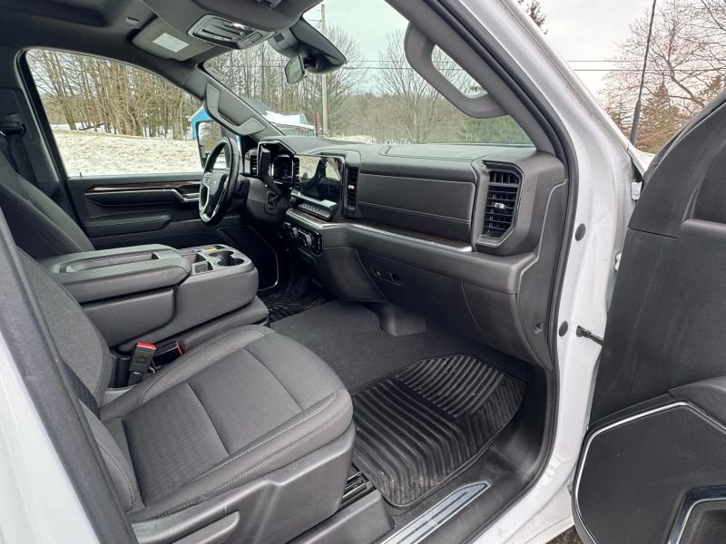 2024 Chevrolet Silverado 3500 HD Double Cab Pickup