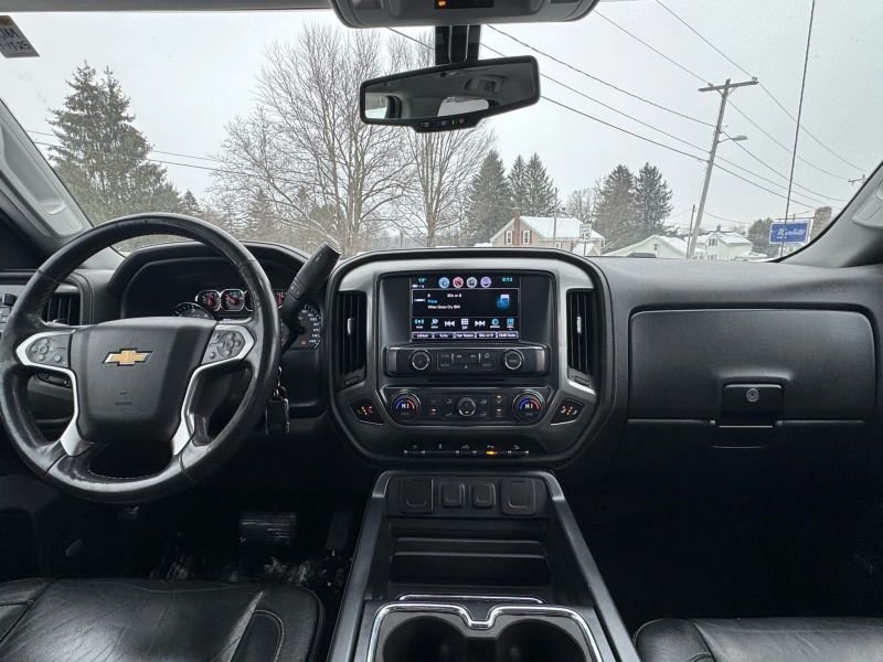 2018 Chevrolet Silverado 2500 HD Double Cab Pickup