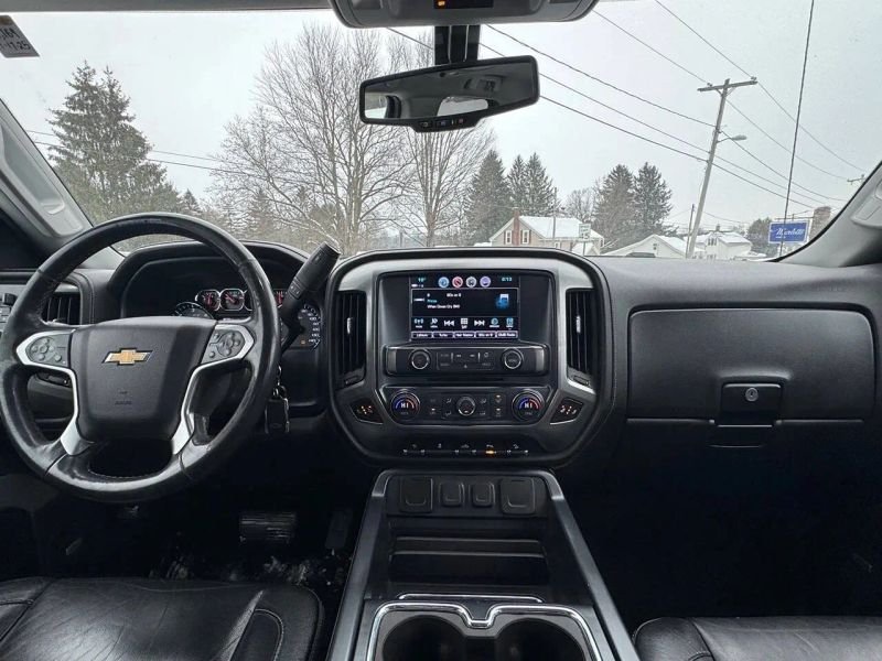 2018 Chevrolet Silverado 2500 HD Double Cab Pickup