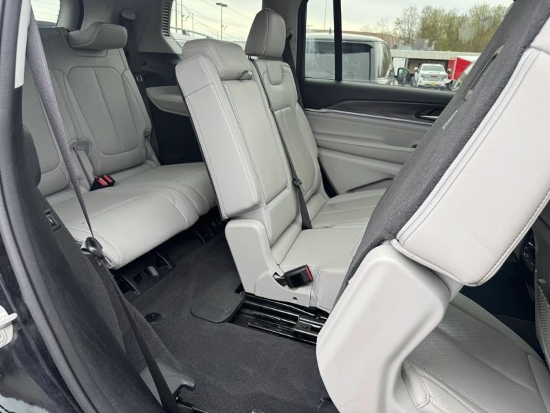 2021 Jeep Grand Cherokee L SUV