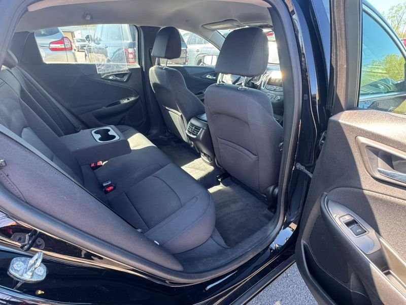 2016 Chevrolet Malibu Sedan