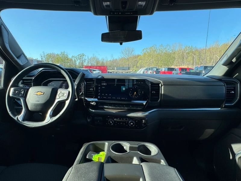 2024 Chevrolet Silverado 1500 Crew Cab Pickup