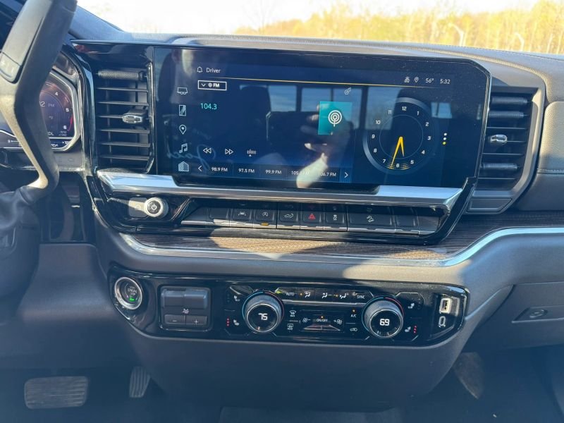 2024 Chevrolet Silverado 1500 Crew Cab Pickup