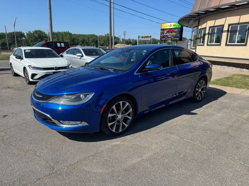 2015 Chrysler 200 Sedan
