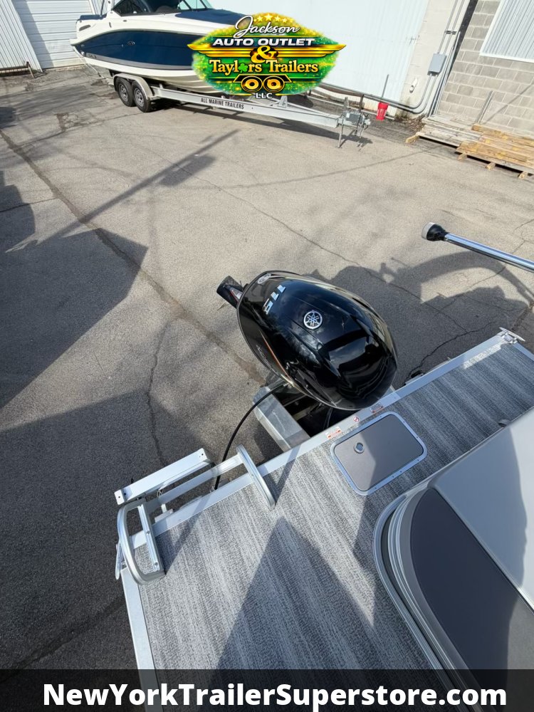 2025 Bennington x Boat  GVWR