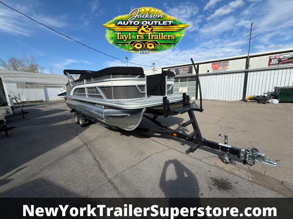2025 Bennington x Boat  GVWR