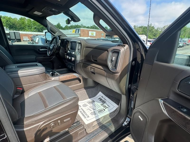2022 GMC Sierra 2500 HD Crew Cab Pickup