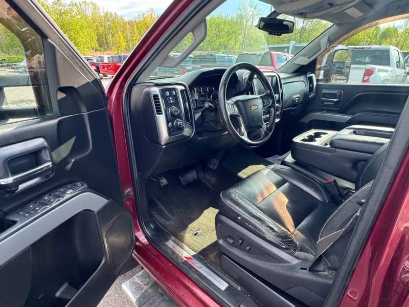 2015 Chevrolet Silverado 2500 HD Double Cab Pickup