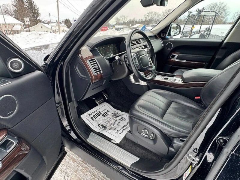 2017 Land Rover Range Rover SUV