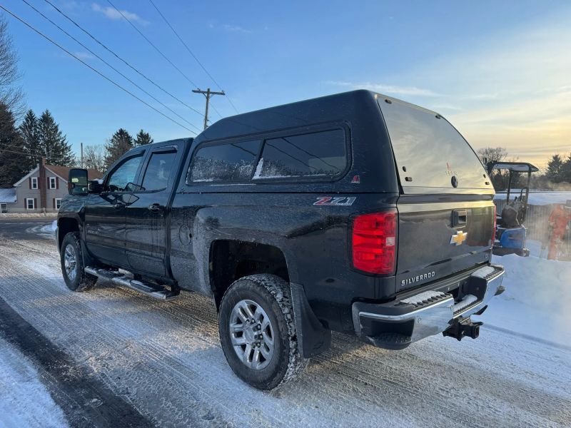 2015 Chevrolet Silverado 2500 HD Double Cab Pickup