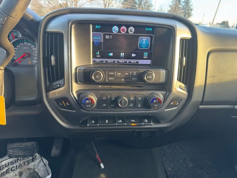 2015 Chevrolet Silverado 2500 HD Double Cab Pickup