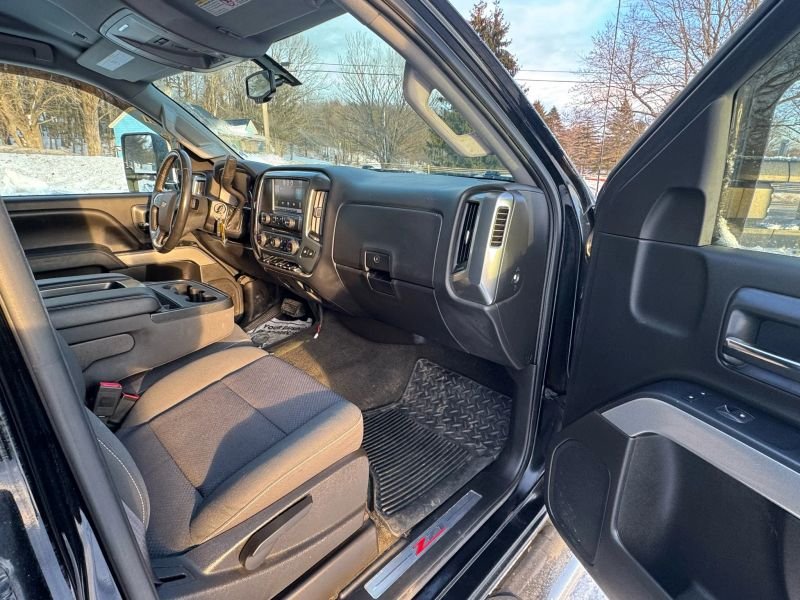 2015 Chevrolet Silverado 2500 HD Double Cab Pickup