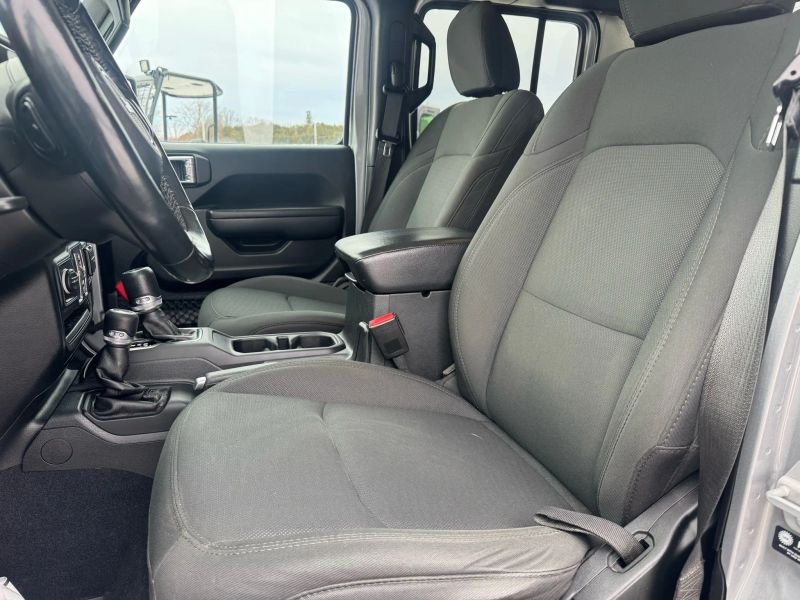 2021 Jeep Gladiator Pickup