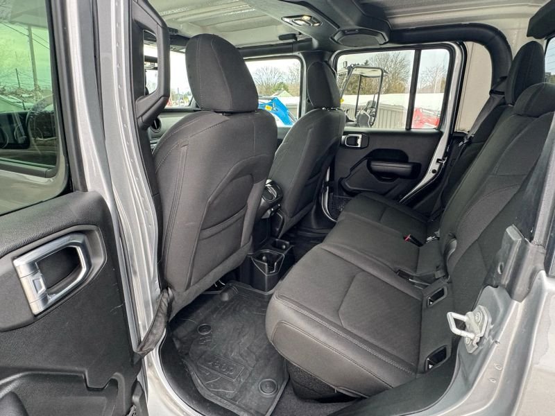 2021 Jeep Gladiator Pickup