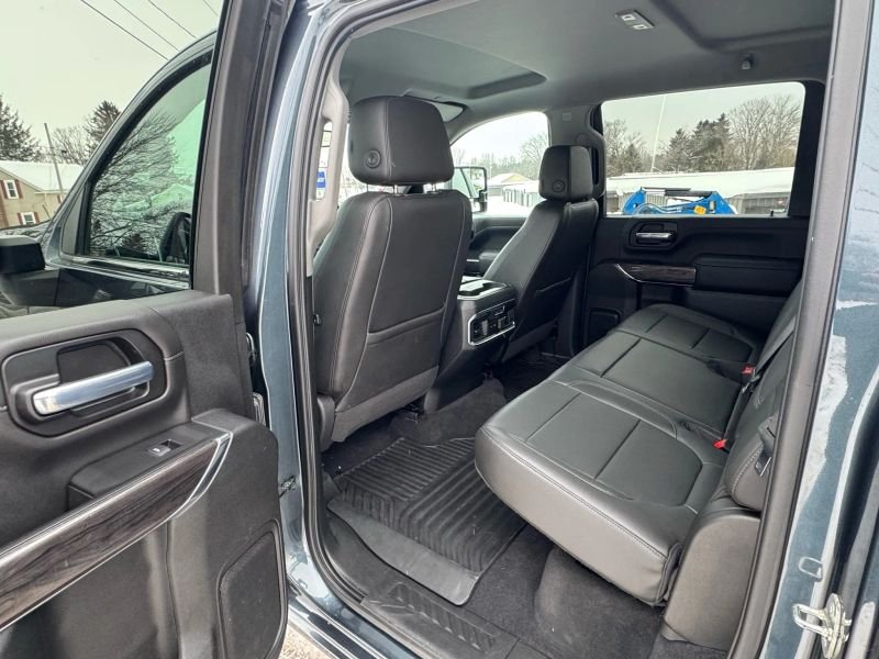 2020 Chevrolet Silverado 2500 HD Crew Cab Pickup