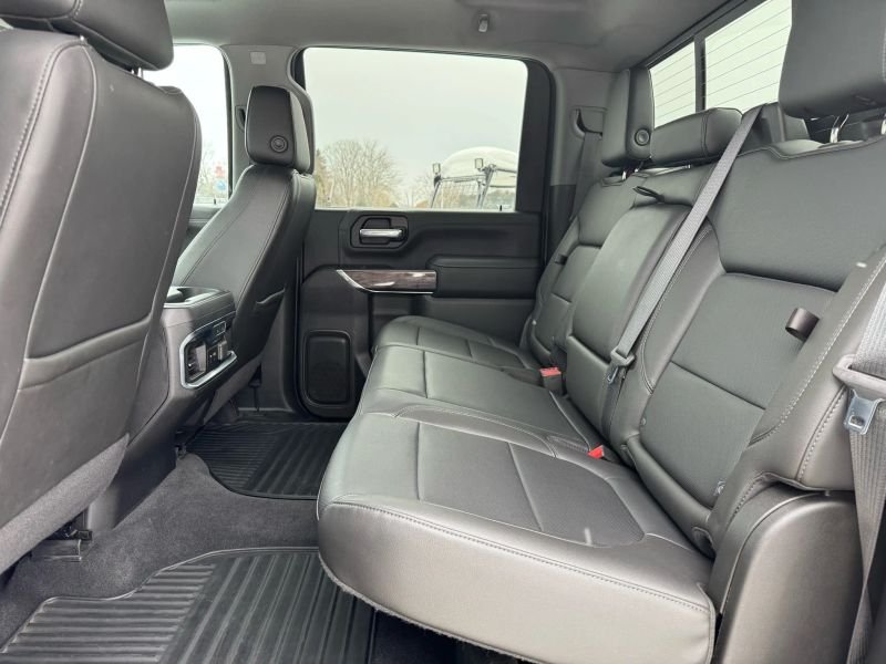 2020 Chevrolet Silverado 2500 HD Crew Cab Pickup