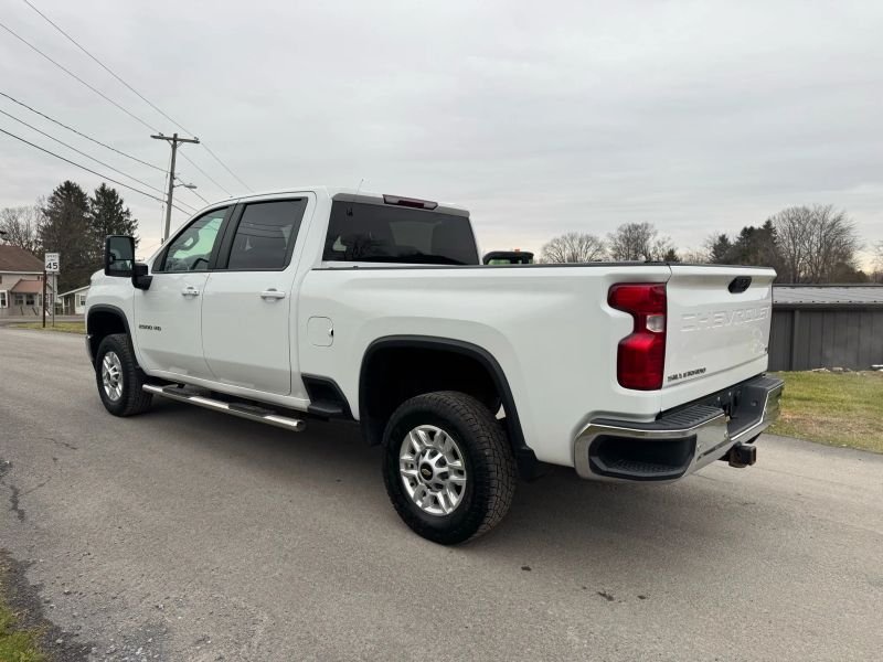 2021 Chevrolet Silverado 2500 HD Crew Cab Pickup