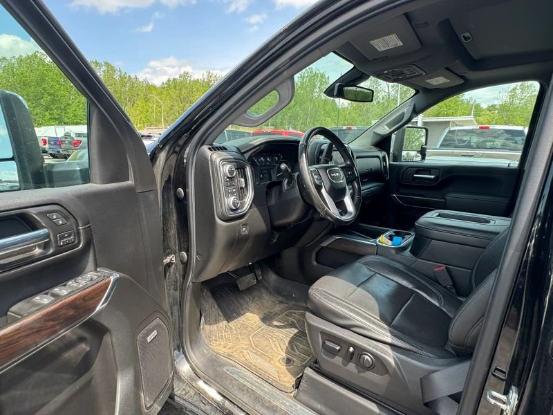 2020 GMC Sierra 2500 HD Crew Cab Pickup