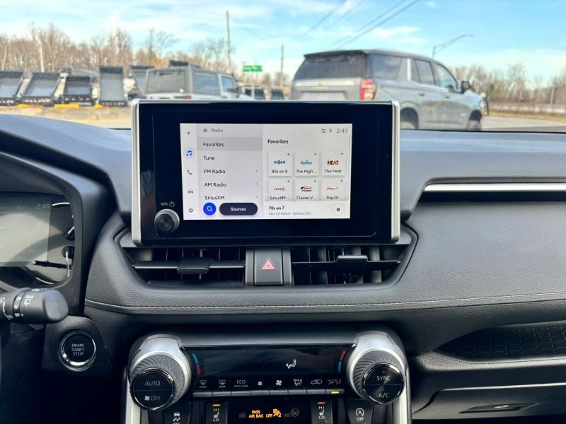 2025 Toyota RAV4 SUV