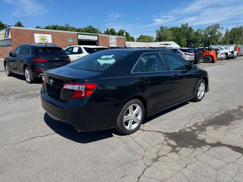 2013 Toyota Camry Sedan