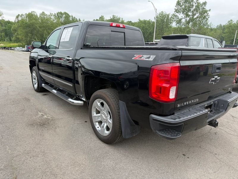 2017 Chevrolet Silverado 1500 Crew Cab Pickup