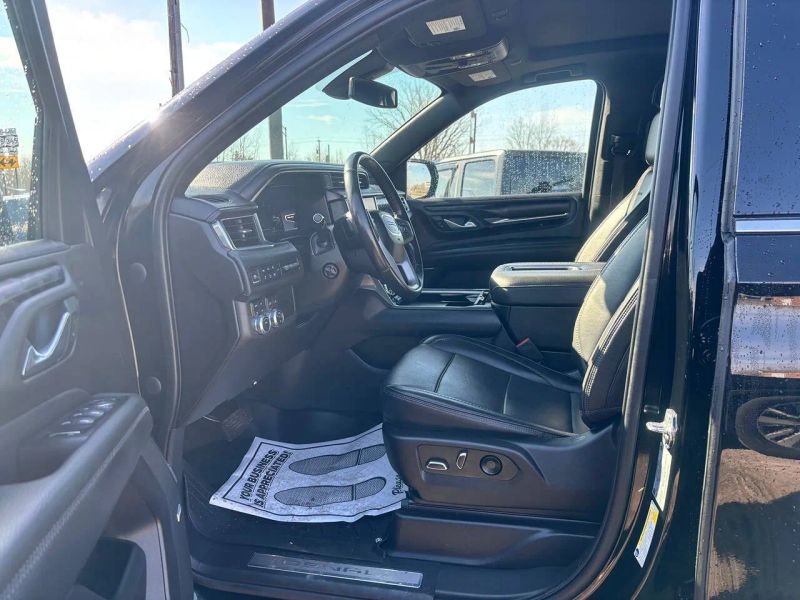 2022 GMC Yukon XL SUV