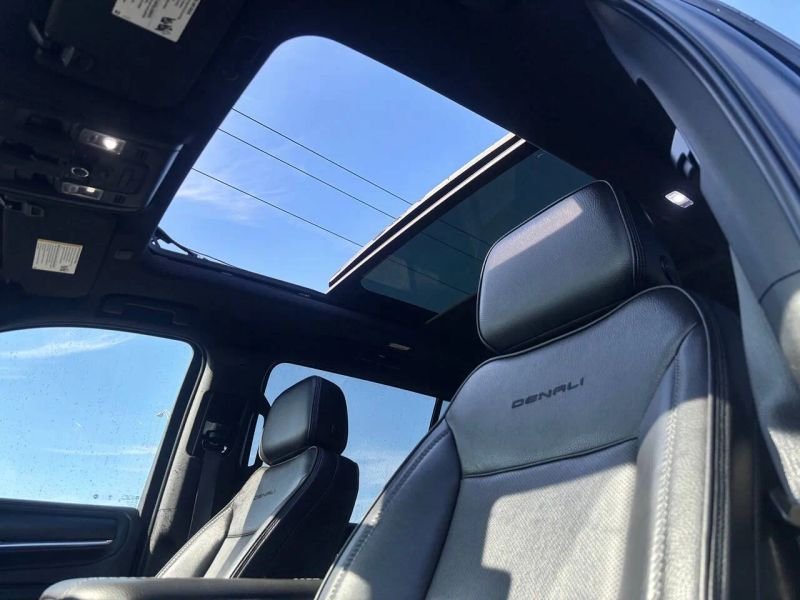 2022 GMC Yukon XL SUV