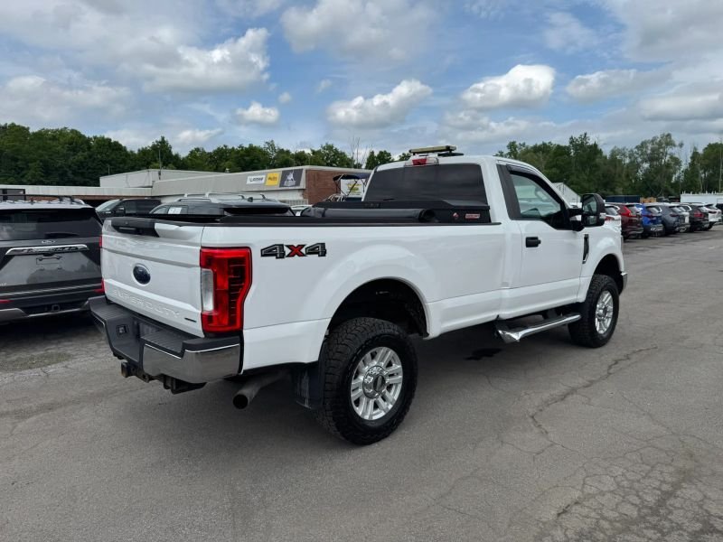 2019 Ford F350 Super Duty Regular Cab Pickup