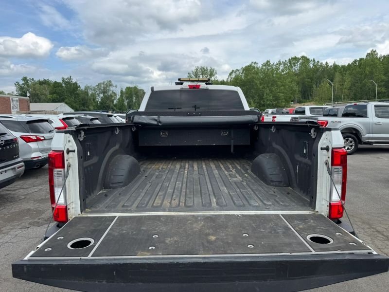 2019 Ford F350 Super Duty Regular Cab Pickup