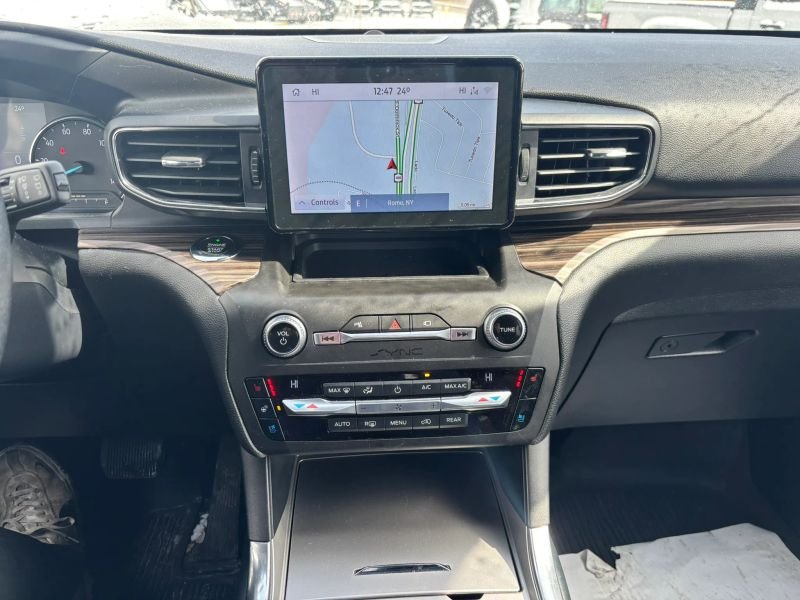 2020 Ford Explorer SUV