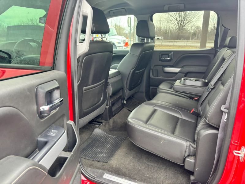 2015 Chevrolet Silverado 1500 Crew Cab Pickup