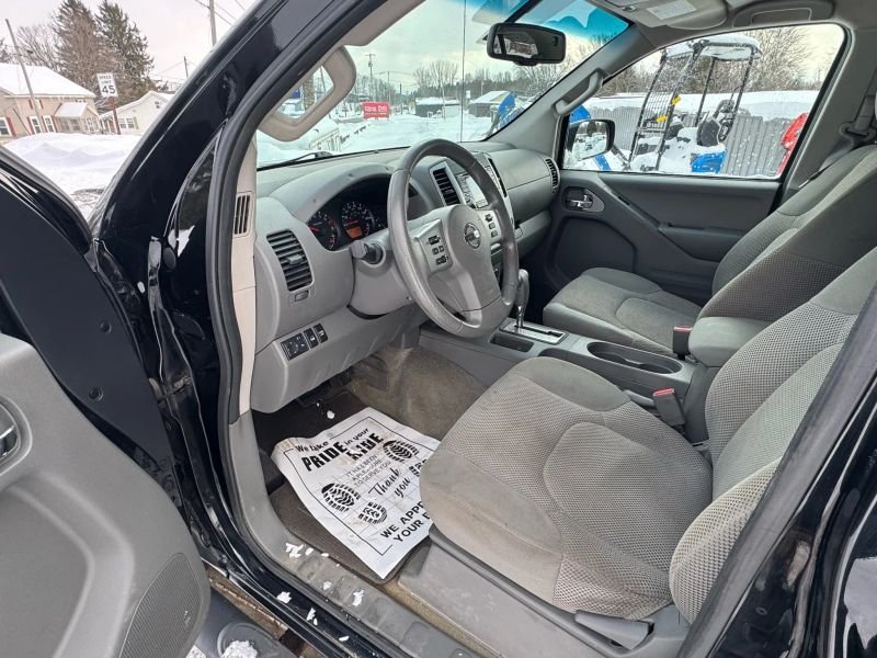 2016 Nissan Frontier Crew Cab Pickup