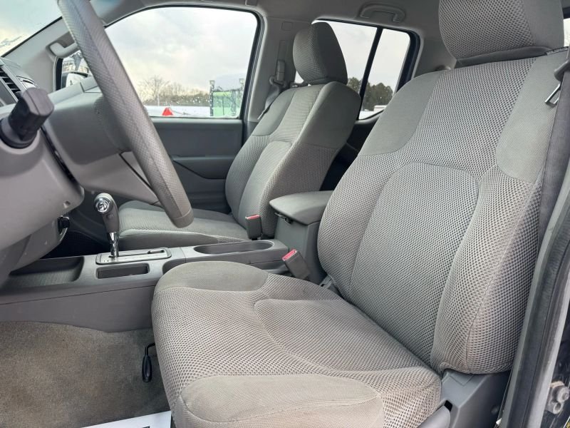 2016 Nissan Frontier Crew Cab Pickup