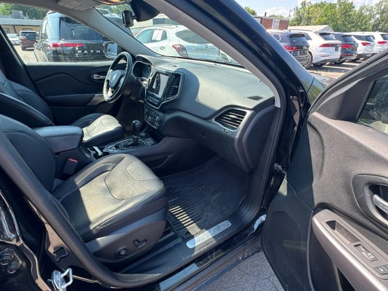 2021 Jeep Cherokee SUV